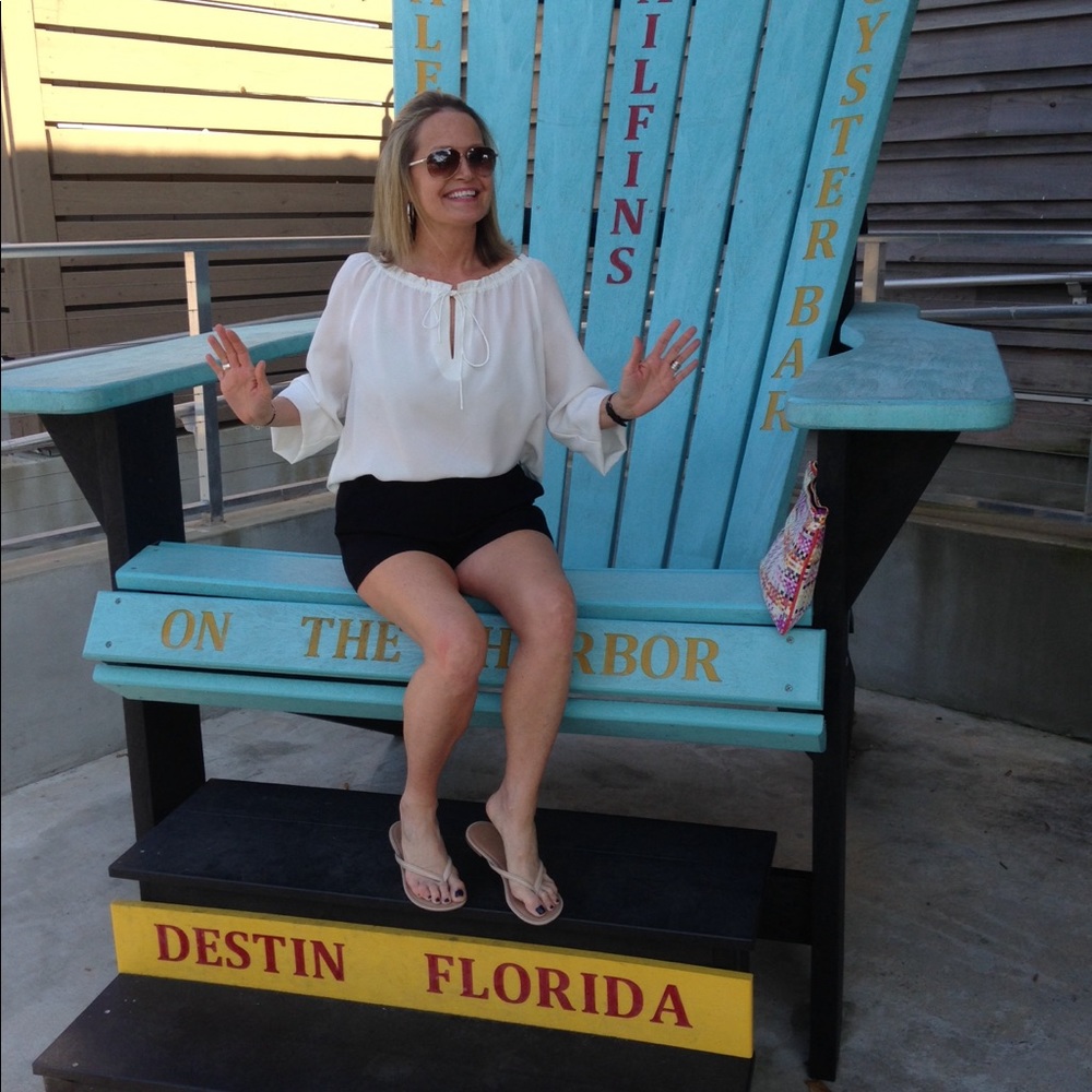 Meet your Posher, Monica - Picture 6 of 8